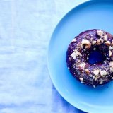 札幌三越にある「ふわもち邸 まちなか店」にて2月限定『もちもちアーモンドショコラ ドーナツ』が発売！