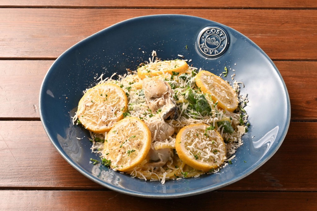 Italian Kitchen VANSANの『牡蠣と青菜のレモン香るクリームパスタ』