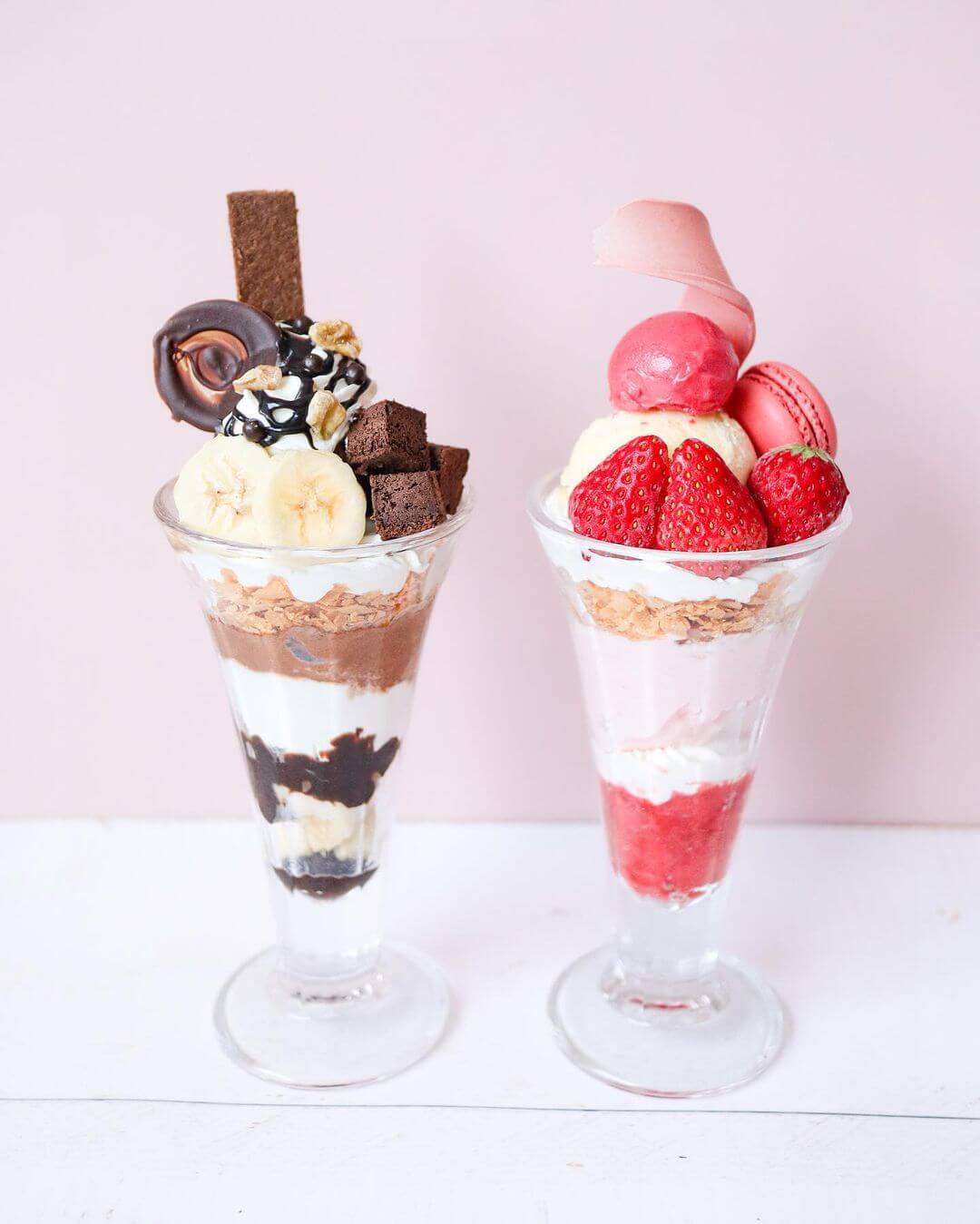 いちごパフェ☆ 2021/05/15 宮城県岩沼市 映えなパフェが有名なお店に行ってき