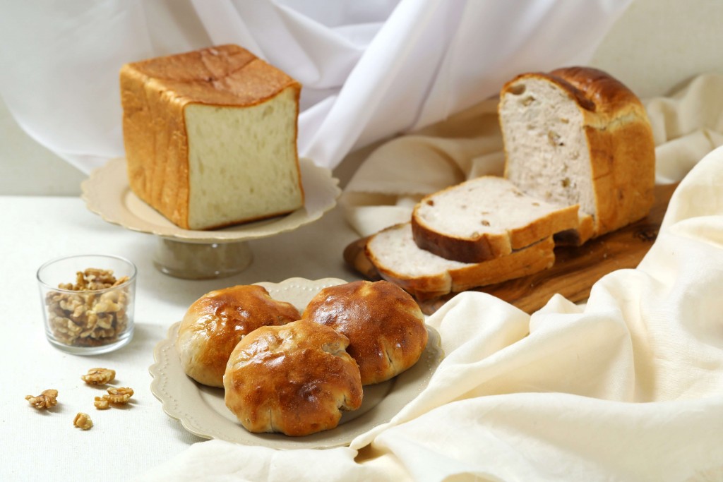 Heart Bread ANTIQUE(ハートブレッドアンティーク)の『ふわもちくるみ食パン』『ふわもちくるみパン』