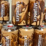 ラウンドワン 札幌すすきの店前にSATURDAYSとコラボした『サタデイズチョコ缶』が登場！