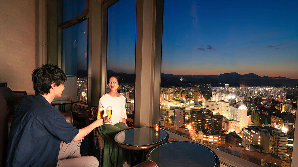 札幌プリンスホテルの『ソラ(宇宙)とつながる天体観測イベント付き』ステイプラン-ホテル最上階のバーラウンジで乾杯