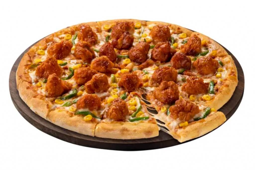 ドミノ・ピザの『道南開発 ザンギとたっぷり野菜のピザ』