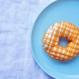 ふわもち邸にて8月限定ドーナツ『塩キャラメルとクリームチーズ ドーナツ』が発売！