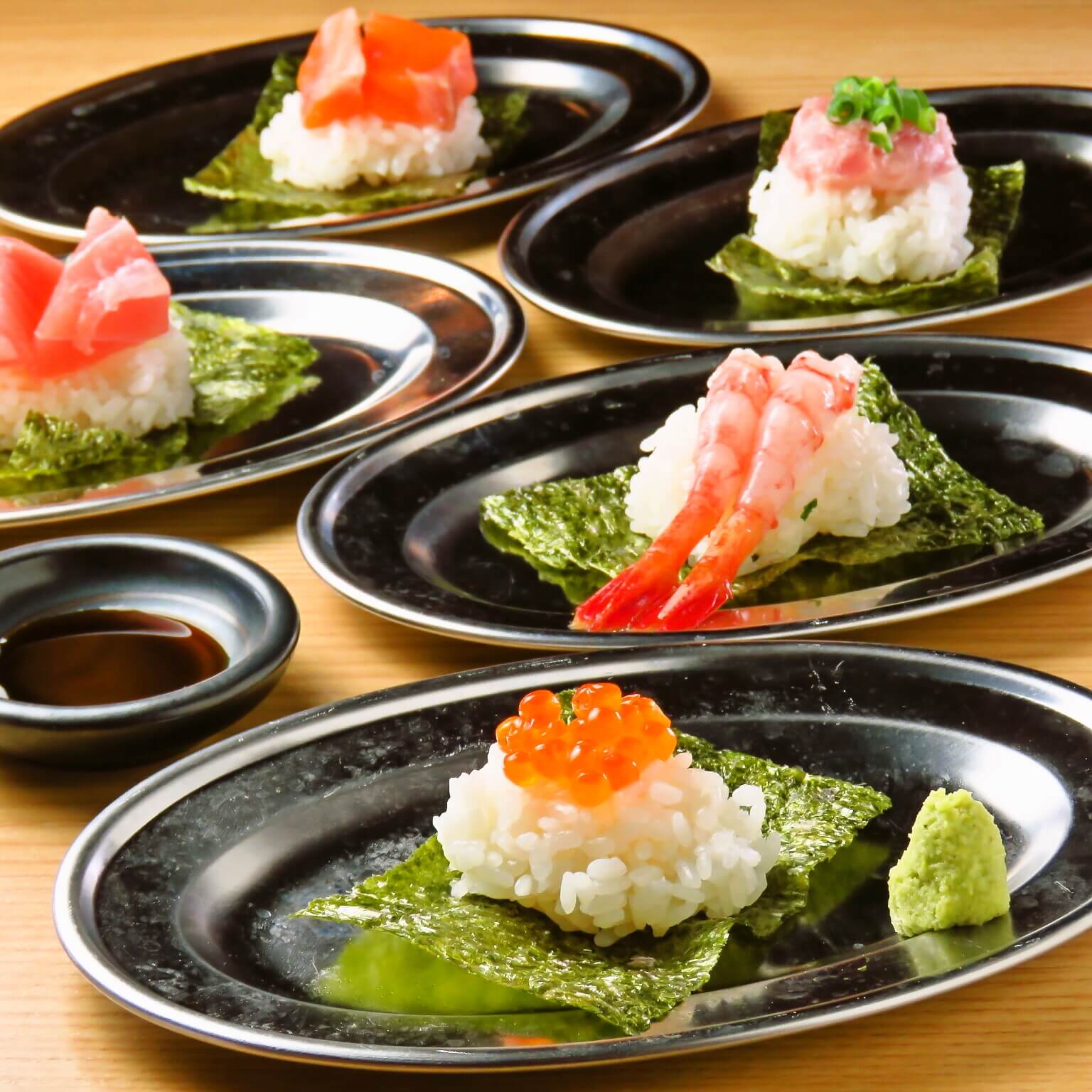 旬味 はなみずき 札幌駅前店の『にぎら寿司』