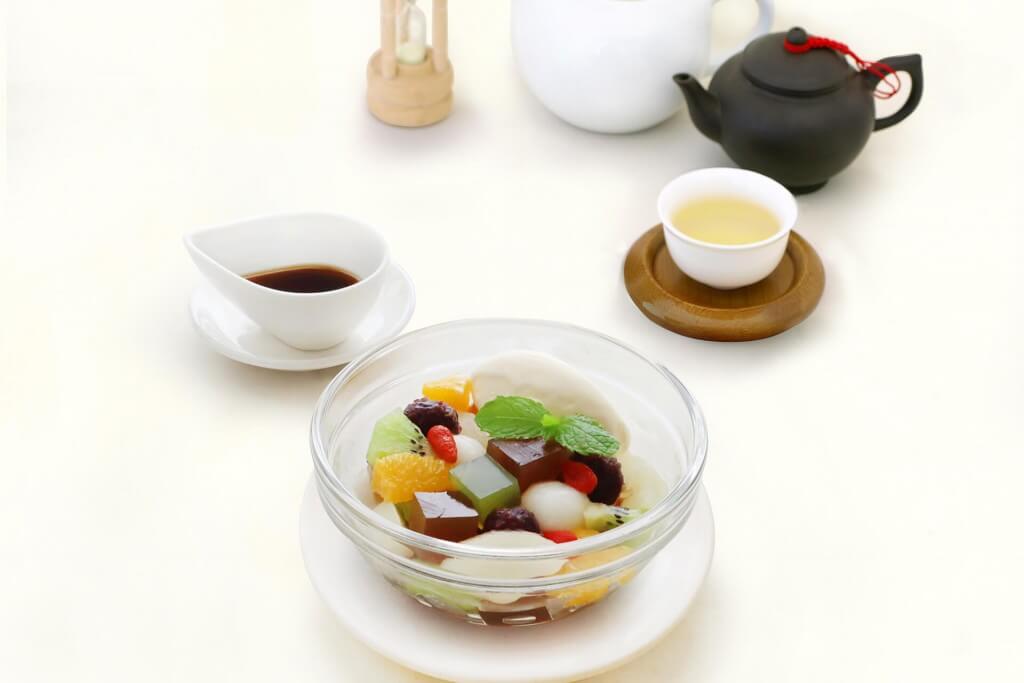 茶語(Cha Yū) CHINA TEA HOUSE 大丸札幌店の『マテ茶寒天のフルーツ白玉』