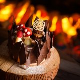 北3西1にあるANAクラウンプラザホテル札幌にて森の世界をイメージし作り上げた『冬の森のいちごガナッシュ』が12月1日(金)より発売！