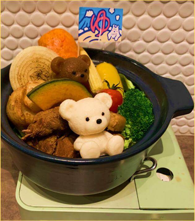 くまちゃん温泉 札幌本館の『スープカレーの湯』-豚の角煮