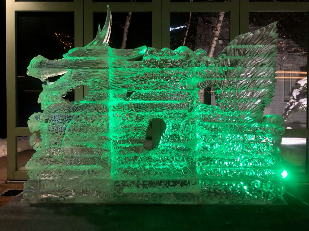 札幌パークホテル『氷彫刻2024』