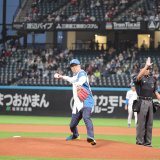 プロ野球界初！「ファイターズふるさと納税」限定返礼品でファーストピッチ提供開始！