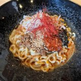 東区にある濃厚胡麻 汁なし坦々麺「わい」にて期間限定メニュー『濃厚 胡麻カラ味噌 汁なし坦々麺』が4月20日(土)より発売！