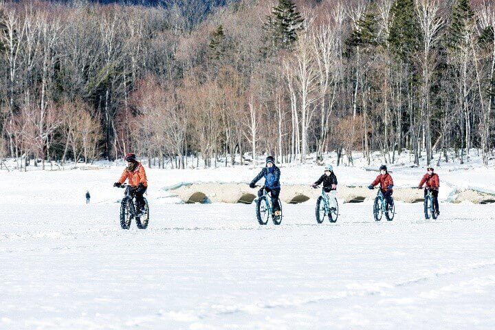 『ＴＯＫＡＣＨＩ　ＭＡＤＥ -Winter-』-糠平湖氷上サイクリングツアー/とかちアドベンチャーサイクル