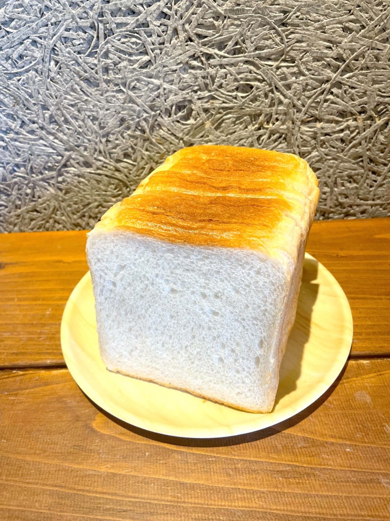 ゔぇーるくれーるの『ヴェールクレール食パン』