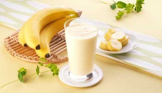 サンマルクカフェにてフレッシュな生バナナをまるごと1本使用『フレッシュまるごと生バナナスムージー』が5月17日(金)より発売！