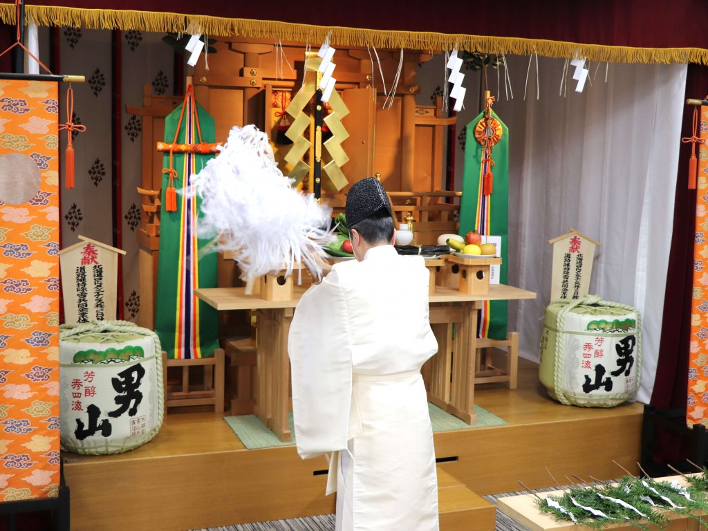 『入れ歯供養祭』-神主による供養の様子