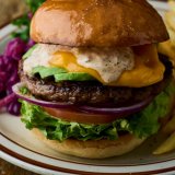 miredoにもある「J.S. BURGERS CAFE」からボリューム＆ヘルシーが詰まった新グランドメニュー​が登場！