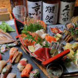 【北海道海鮮と鮨酒場 白冨(しらふ)】すすきのに“生簀(いけす)から生きたまま提供する海鮮”や“こだわりの鮨”、北海道の地酒を楽しめるお店がオープン!