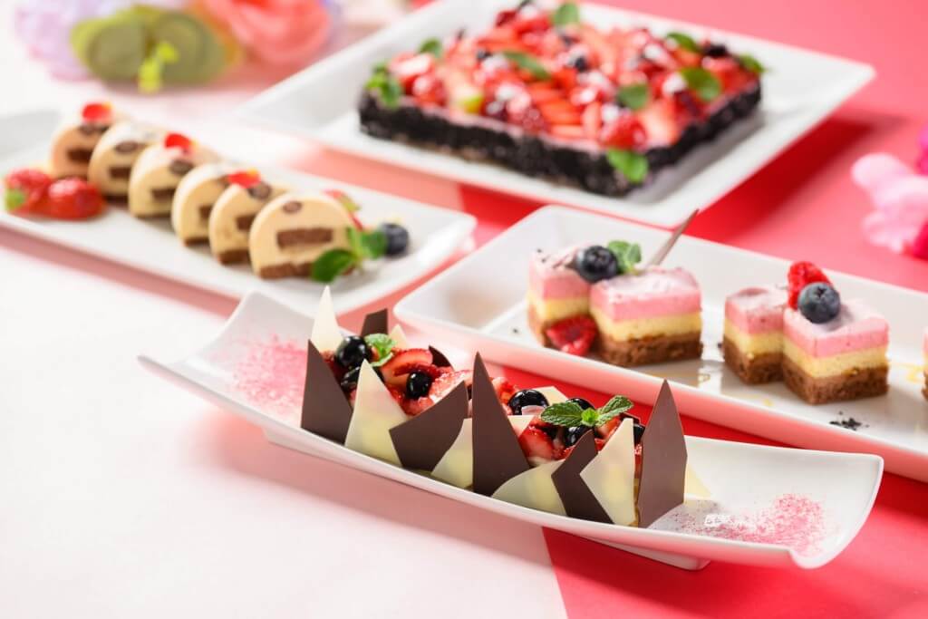 ANAクラウンプラザホテル札幌の2025年5月新作ランチブッフェ『BERRY FEST 2025』