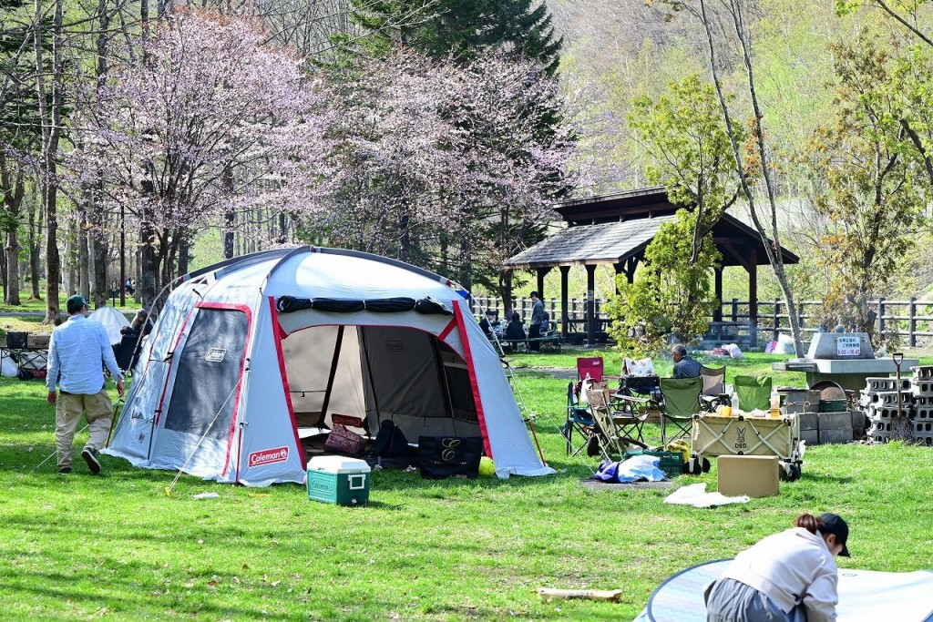 国営滝野すずらん丘陵公園-鱒見口炊事コーナー（令和6年度撮影）