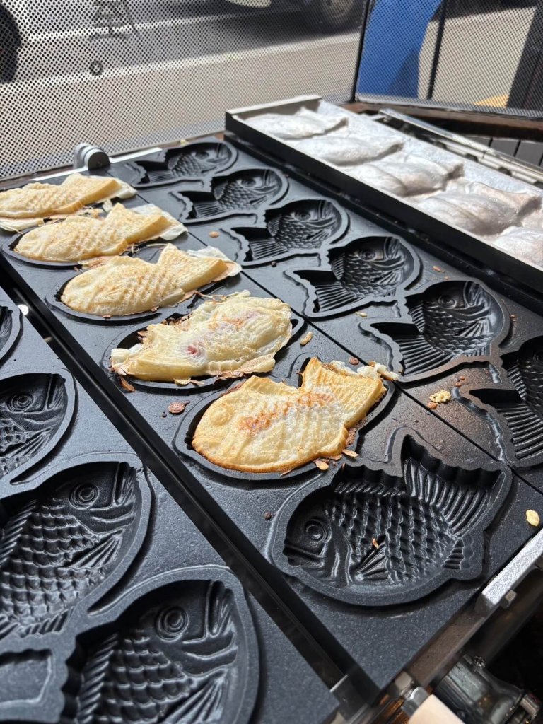 米粉たい焼き えなが屋-米粉を使用したもちもち食感のたい焼き