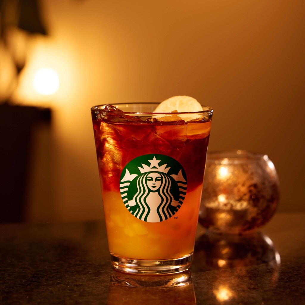 スターバックス コーヒーの『チラックス ソーダ マンゴー』