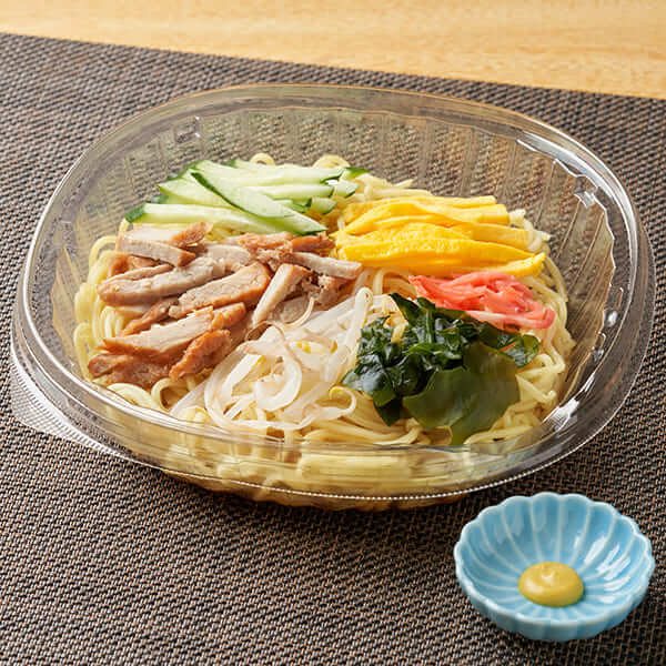 ファミリーマートの『定番！特製醤油だれ　６種具材の冷し中華』