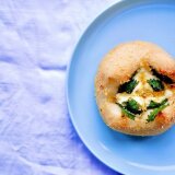ふわもち邸にて6月限定ベーグル『つくねと大葉のチーズフォンデュ ベーグル』が発売！