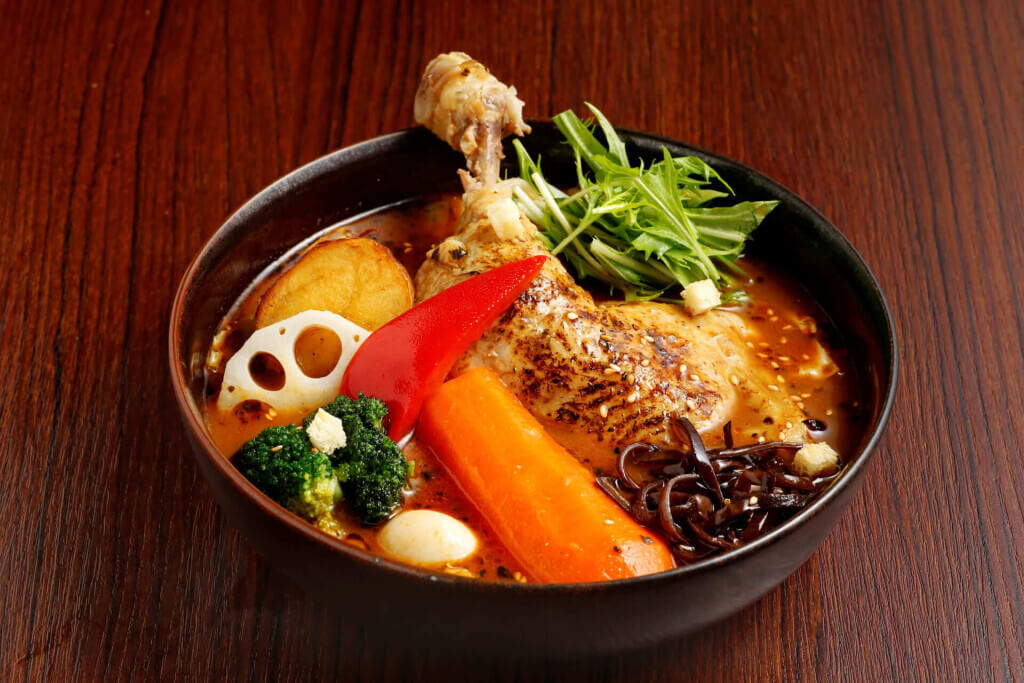 グランドメルキュール札幌大通公園×GARAKUの『チキンと野菜のカレー』