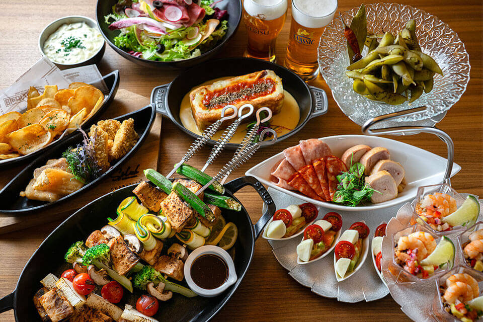 SAPPORO STREAM HOTEL 7階「BAR & GRILL Splish」の『室内ビアフェス』-Beer Fest Free Flow Set