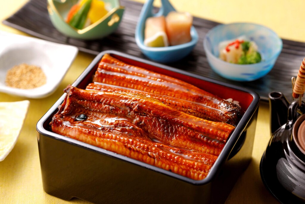 JRタワーホテル日航札幌の『Fruit & Spice Voyage』-国産うなぎ重