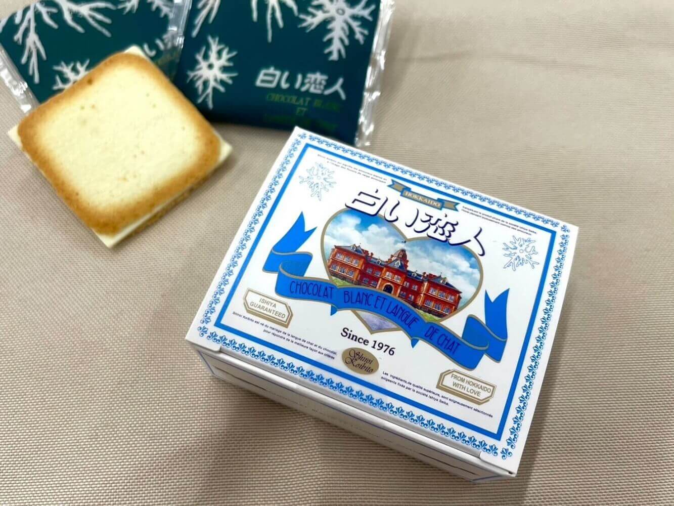 白い恋人 Akarenga sweets laboの『【期間限定販売】・白い恋人3枚入（赤れんがパッケージ）』