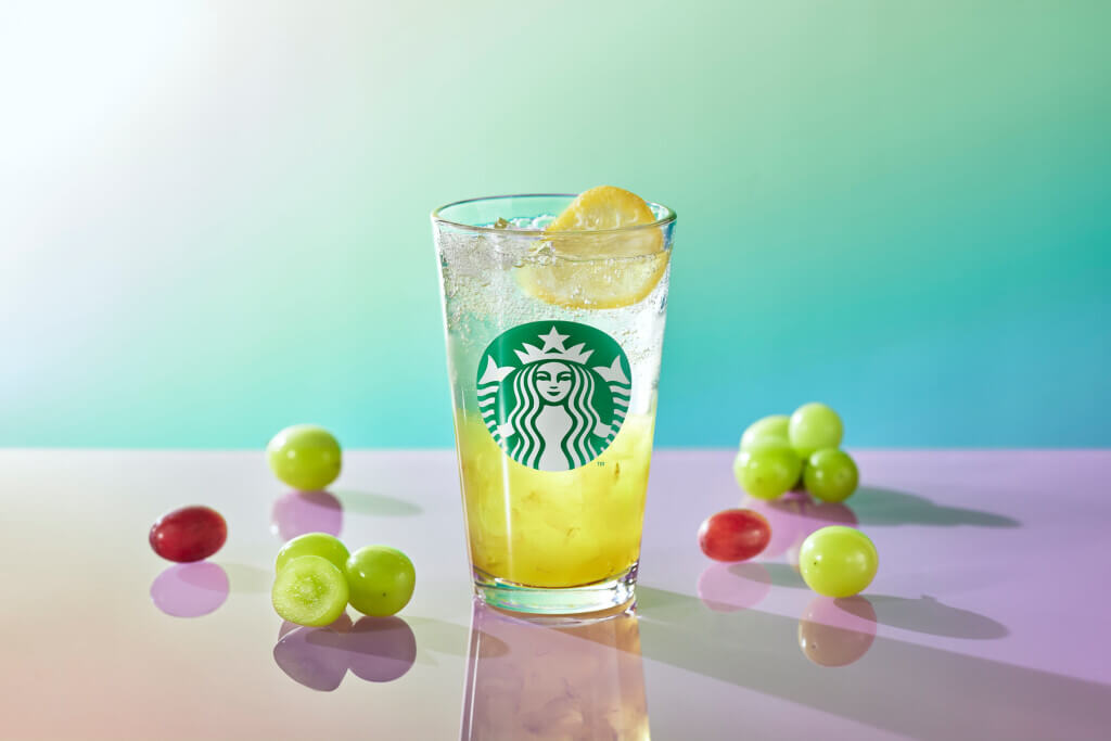 スターバックス コーヒーの『チラックス ソーダ マスカット』