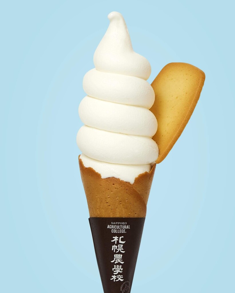 札幌農学校ファクトリー店「酪農ミルクソフト」