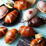 【SiOKUMA BAKERY(しおくまベーカリー) 伏古店】東区に焼き⽴て塩パンとスコーンのお店がオープン!ブランド初のイートインも