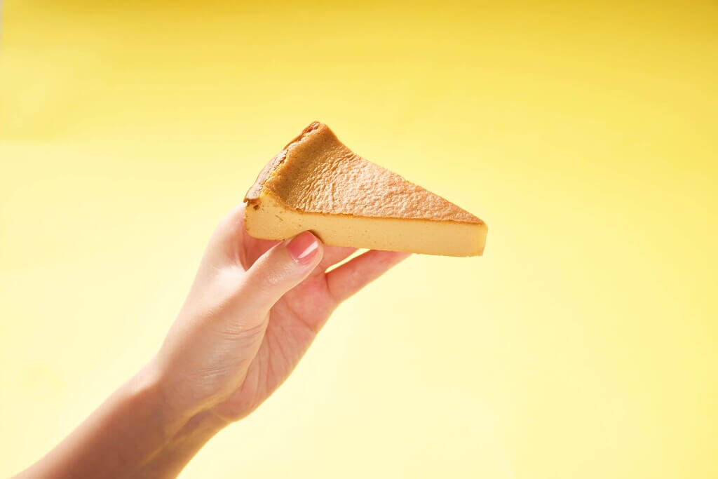 セブン‐イレブンの『かじるベイクドチーズケーキ』