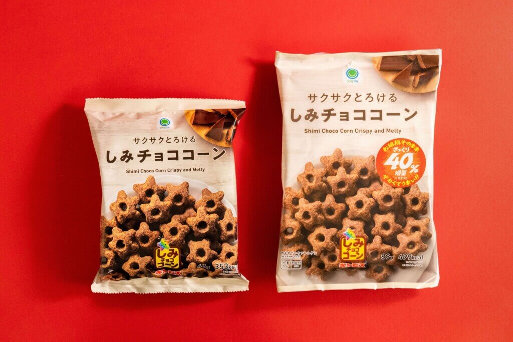 ファミリーマートの『お値段そのまま でデカくてうまい!!ざっくり40%増量作戦』キャンペーン-サクサクとろけるしみチョココーン