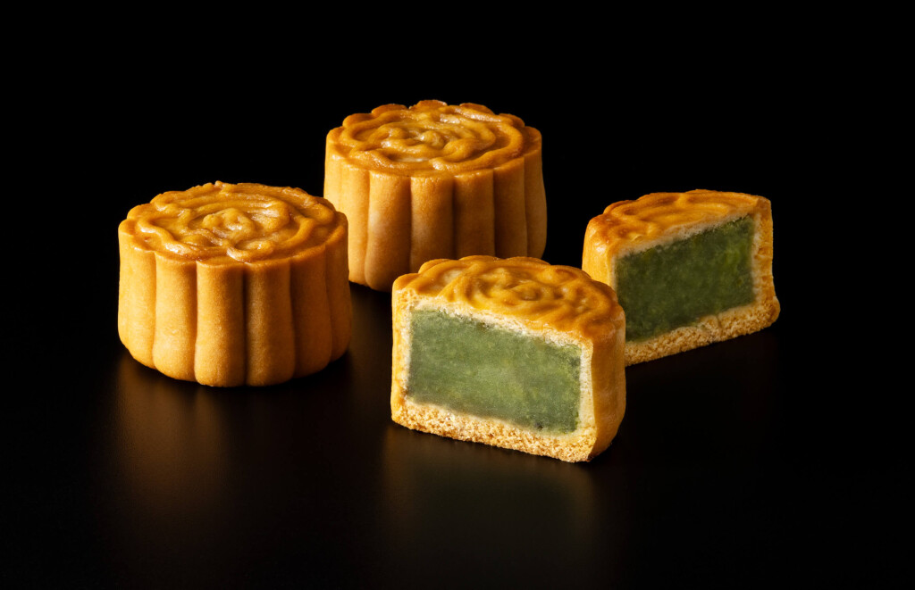 札幌グランドホテルの『月餅』-ピスタチオ餡