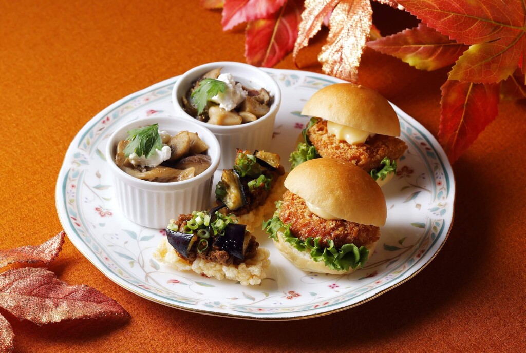 JRタワーホテル日航札幌の『さつま芋＆栗 Autumn Table』-オータムハーベストアフタヌーンティーセット(3段目セイボリープレート)