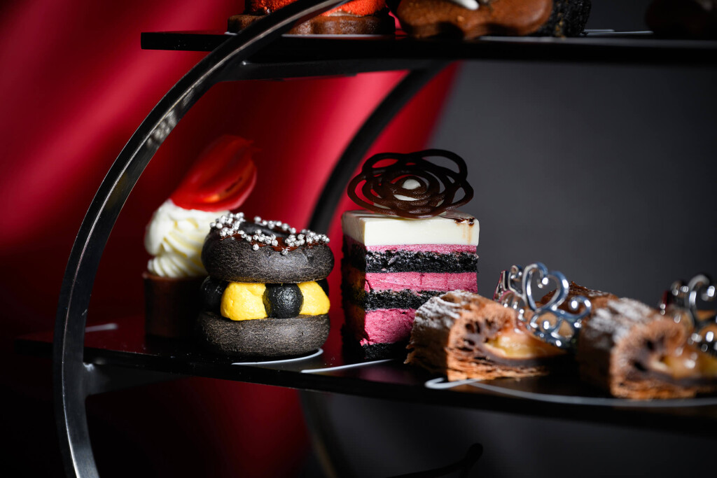ANAクラウンプラザホテル札幌のアフタヌーンティー『-The Phantom’s Lair Afternoon Tea-』-スイーツとセイボリー