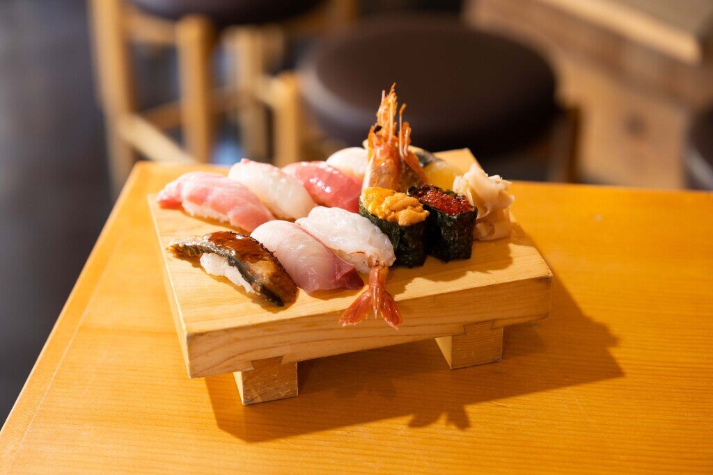 本格職人握り寿司居酒屋「や台ずし」-寿司盛りイメージ