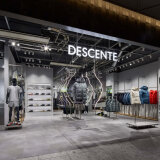 【DESCENTE ヒューリックスクエア札幌】北3西3にプレミアムスポーツブランド『デサント』の直営店がオープン!