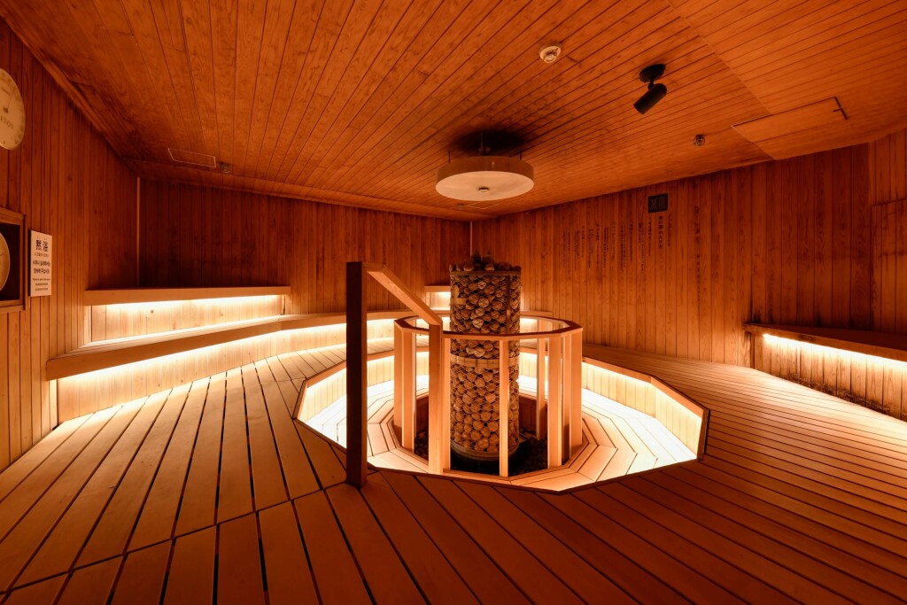 定山渓 鹿の湯-サークル型サウナ『円式』