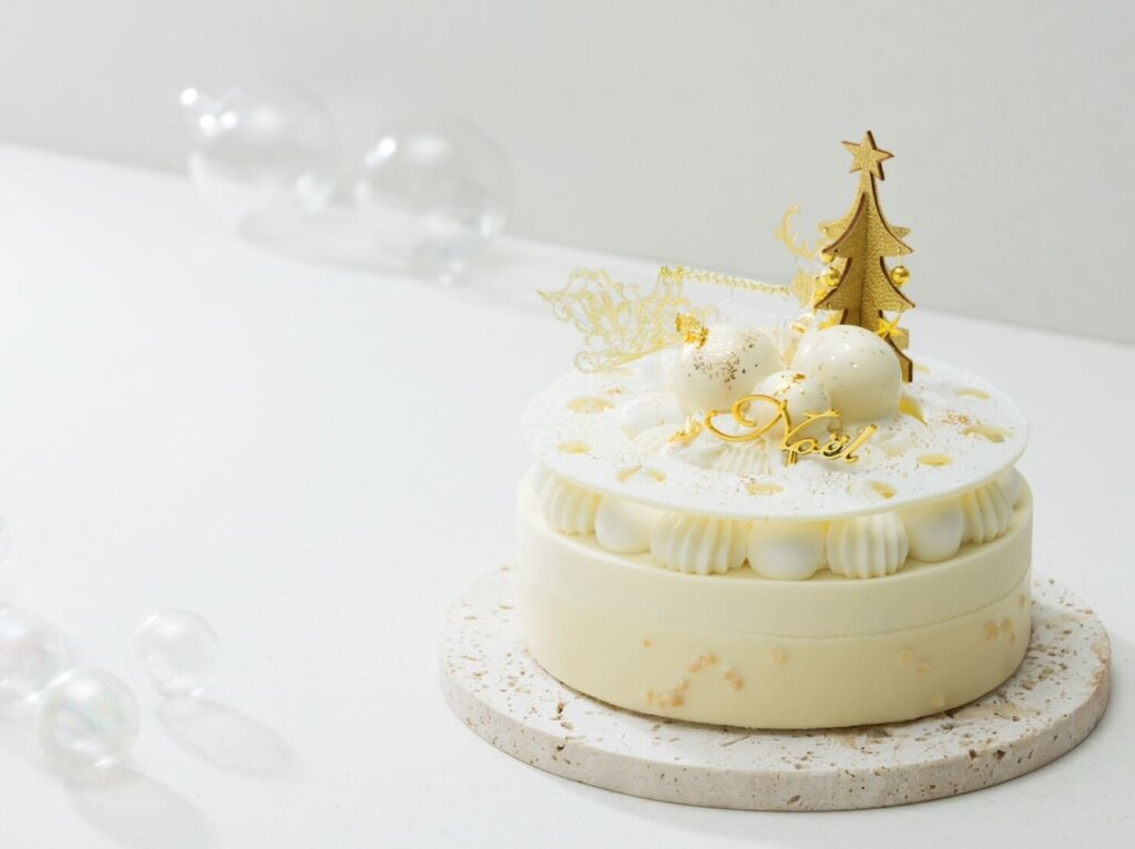 小樽洋菓子舗ルタオの2025年クリスマスケーキ『雪の森－Forêt de Neige-』