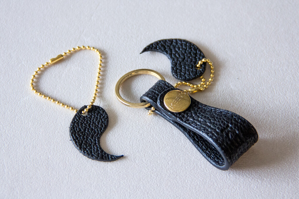 KEETS(キイツ)のクラウドファンディング『ヒグマレザープロジェクト』-ヒグマの爪型チャーム＆ループキーホルダー