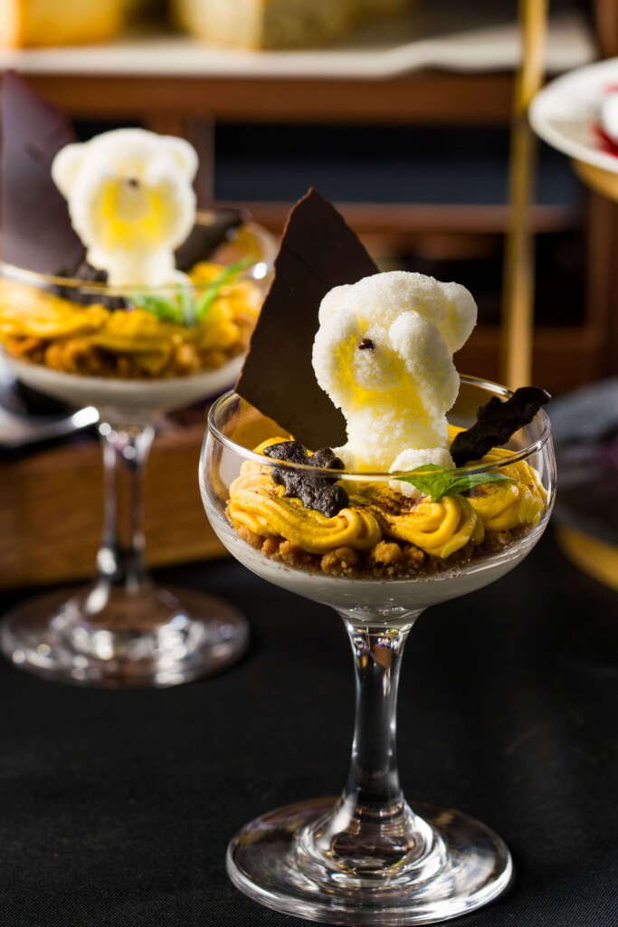 コートヤード・バイ・マリオット札幌の『Palette of Seasons - Halloween -』-ライブデザートに"Kumachan"が登場