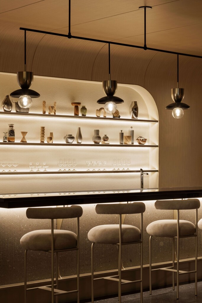 コートヤード・バイ・マリオット札幌の『Palette of Seasons - Halloween -』-THE LOUNGE バーカウンター