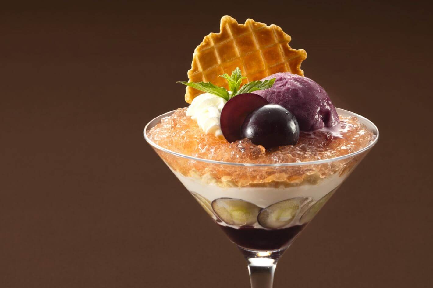 札幌グランドホテルの『ぶどうスイーツフェア』-巨峰のパフェ