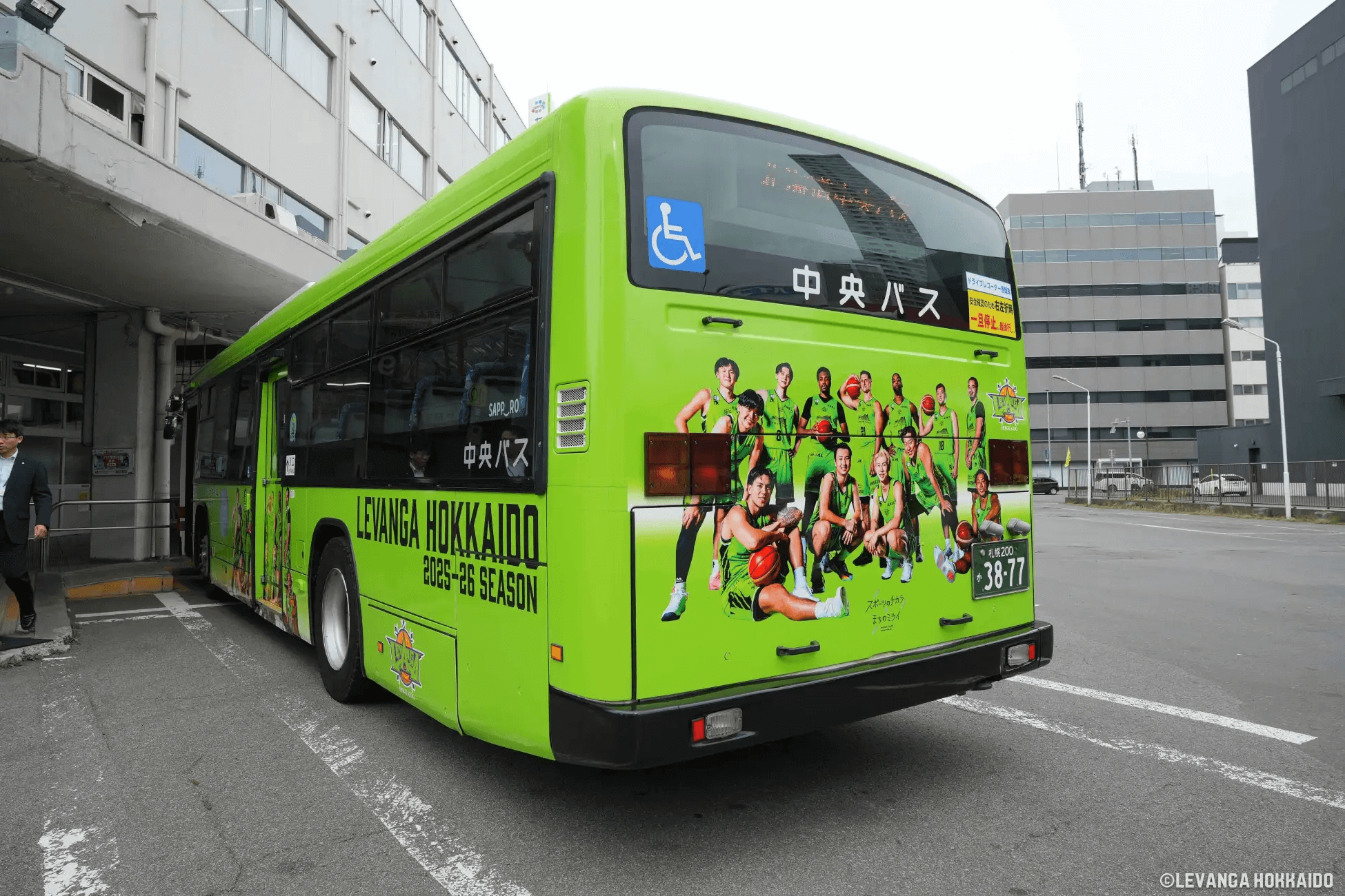 北海道中央バス×レバンガ北海道 ラッピングバス