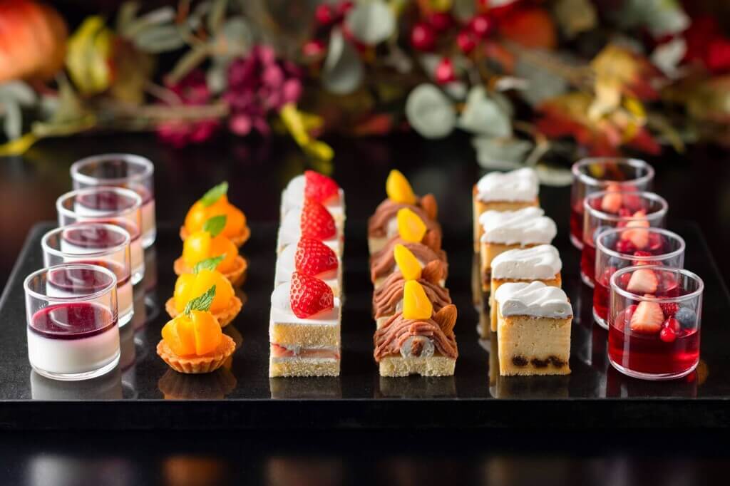 ニューオータニイン札幌 レストラン「ダイニング＆カフェ ランデブーラウンジ」(ロビィ階)の『ハロウィンスイーツ＆ランチビュッフェ』