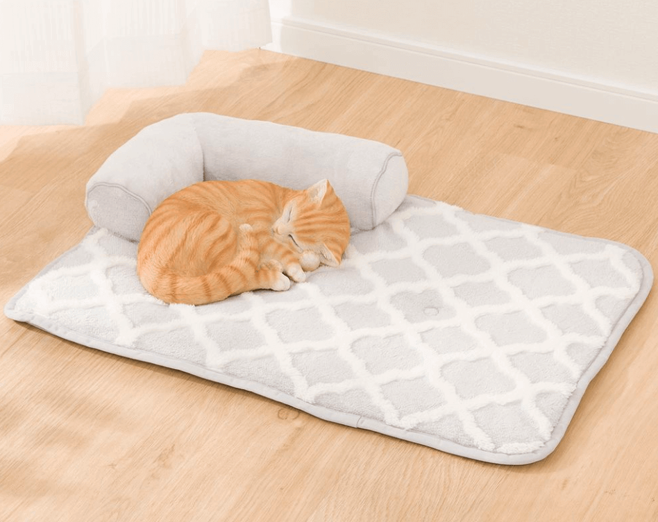ニトリの『ペット用Nウォーム寝具』シリーズ-あごのせマット